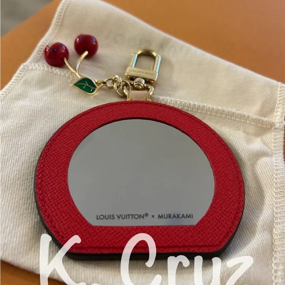 Louis Vuitton Red Mirror Keychain - Picture 8 of 9